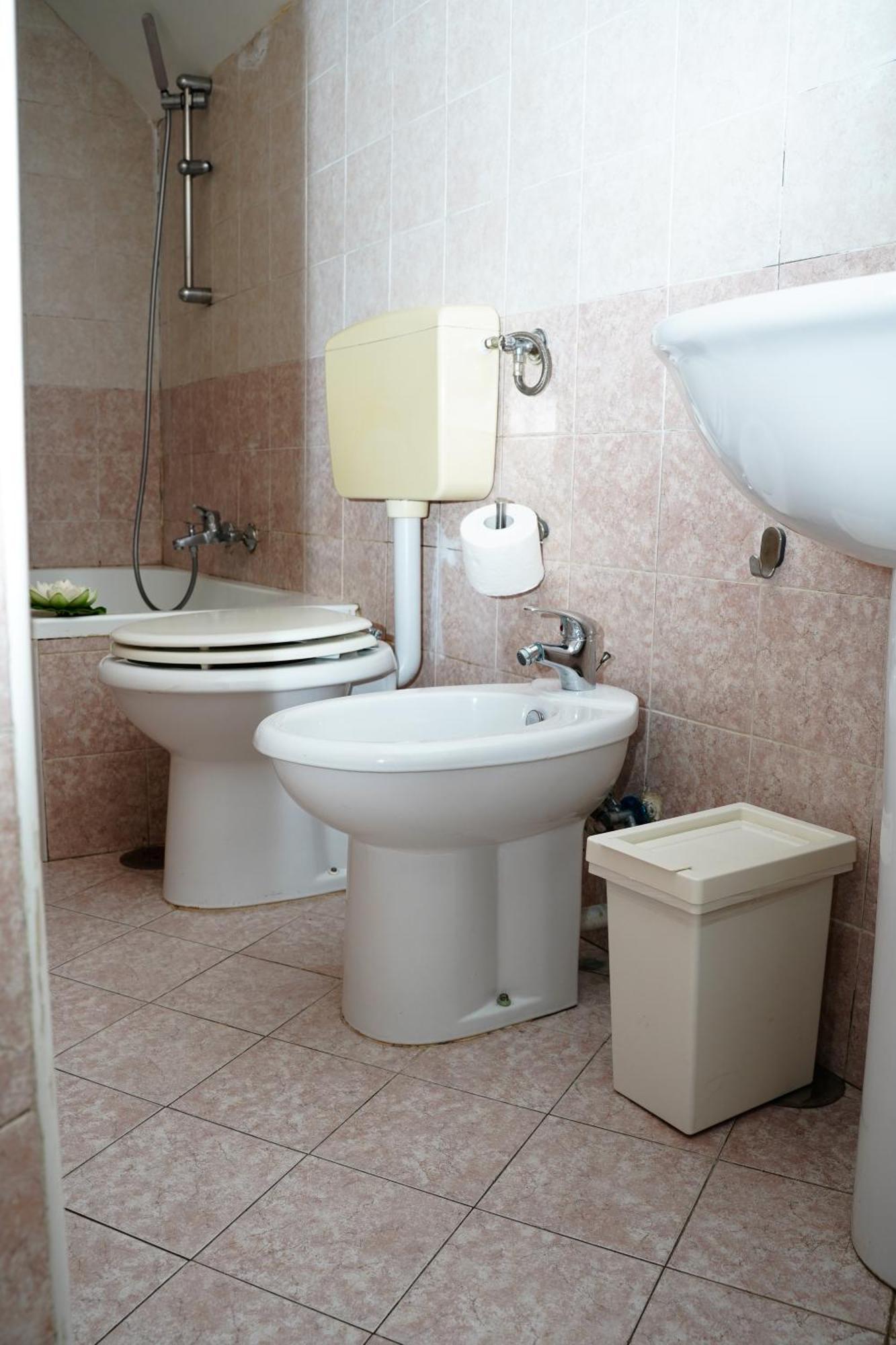 דירות Casa Friends' House Napoli מראה חיצוני תמונה